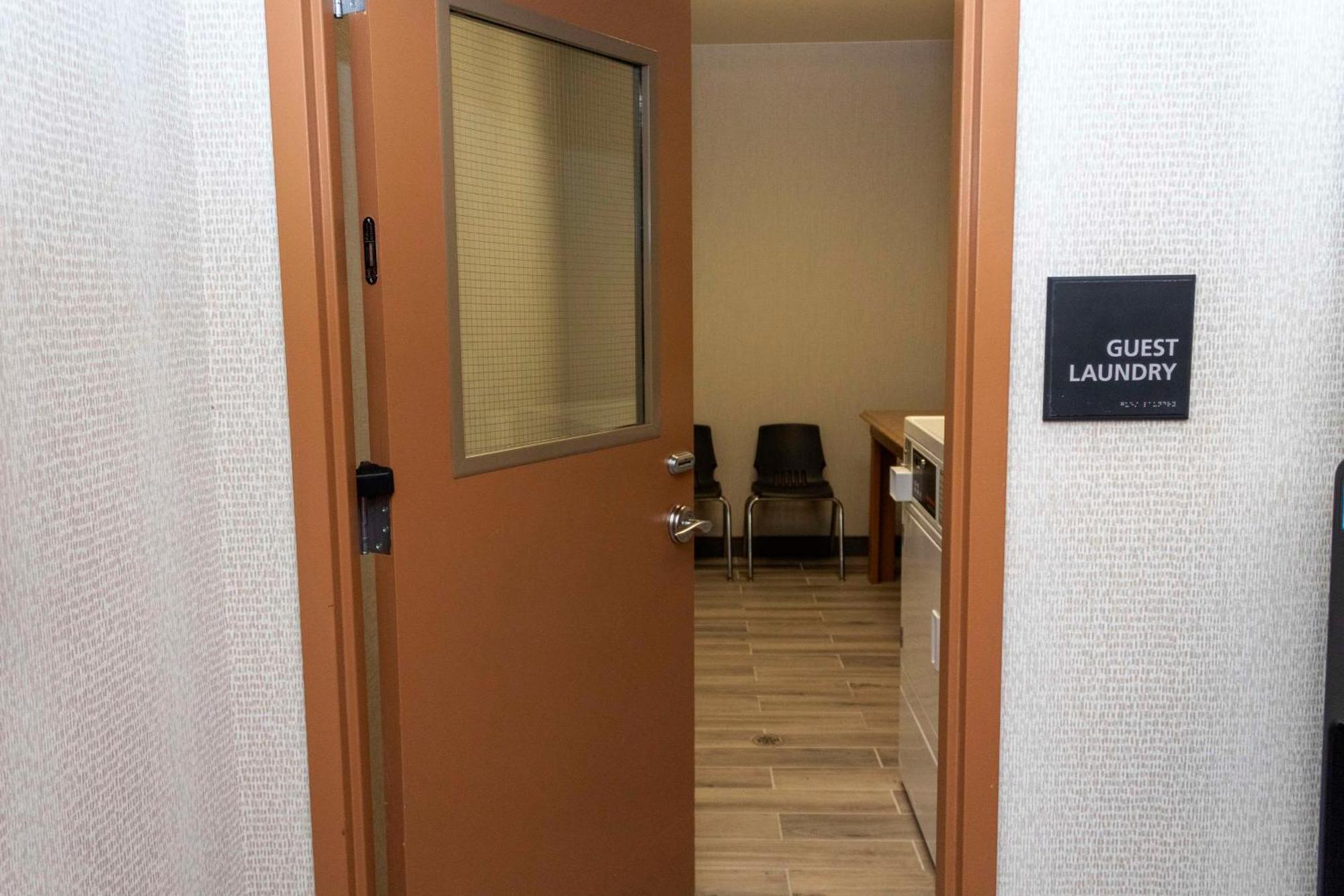 Hampton Inn & Suites Riverton Εξωτερικό φωτογραφία